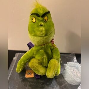 The Grinch 22" Plush Backpack ✨NWT
